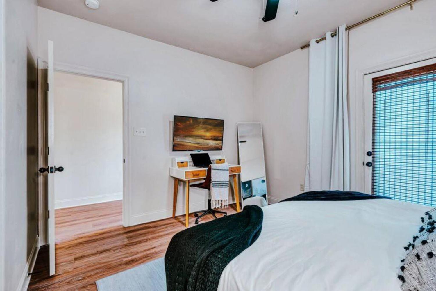 Stylish & Romantic Home, Long-Term Friendly, King 巴吞鲁日 外观 照片