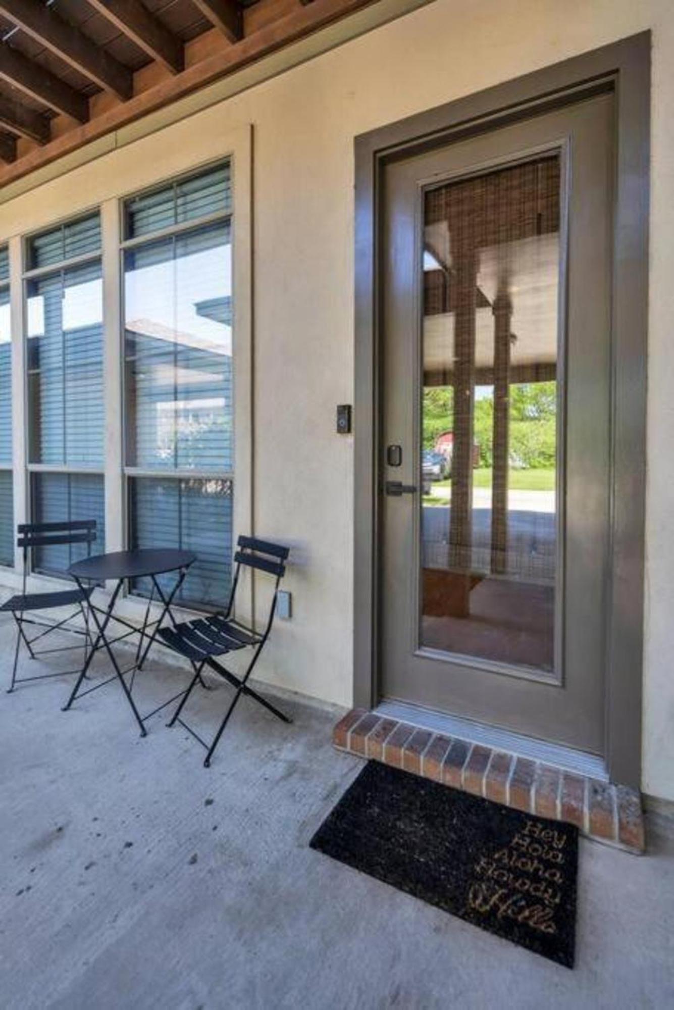 Stylish & Romantic Home, Long-Term Friendly, King 巴吞鲁日 外观 照片